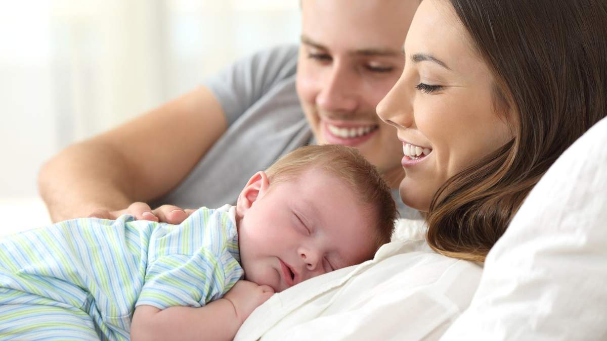 Молодые родители Молодые родители
