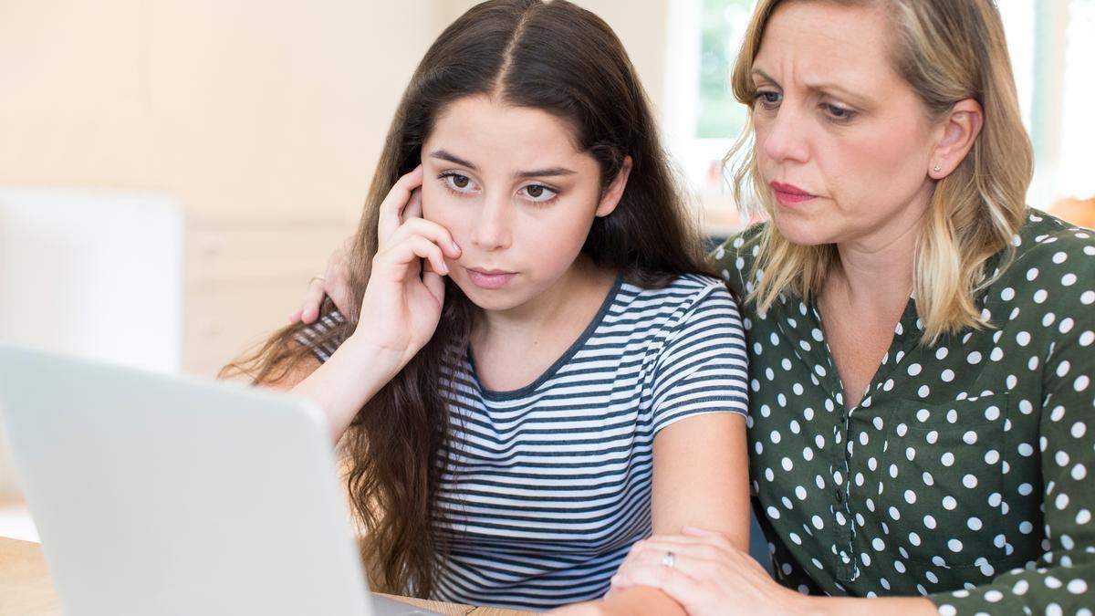 Опасные игры в соцсетях: как родителям уберечь детей от челленджей Опасные игры в соцсетях: как родителям уберечь детей от челленджей