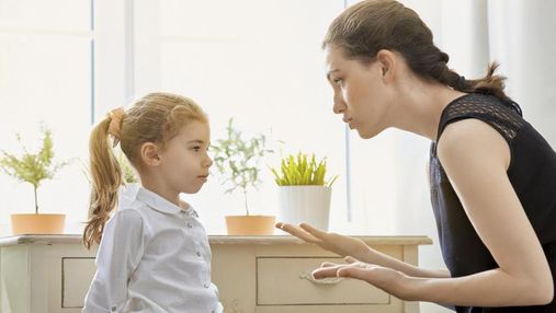 "Как тебе не стыдно" или "не мешай": перечень фраз, которые травмируют психику ребенка