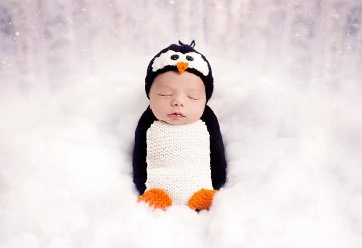 Первое Рождество в жизни: малышам устроили трогательную праздничную фотосессию Первое Рождество в жизни: малышам устроили трогательную праздничную фотосессию