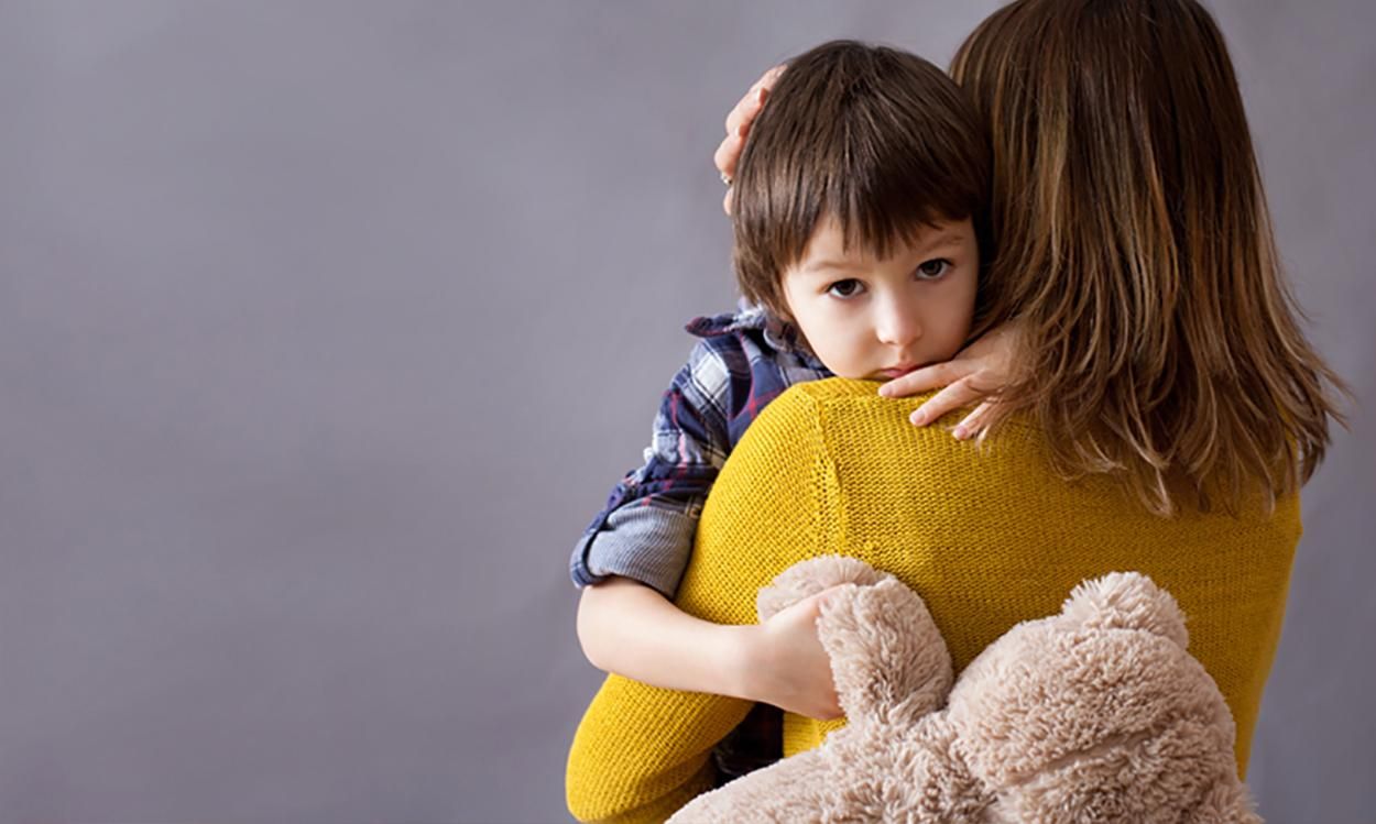 Як допомогти дитині впоратися з тривогою через катастрофу: поради психолога