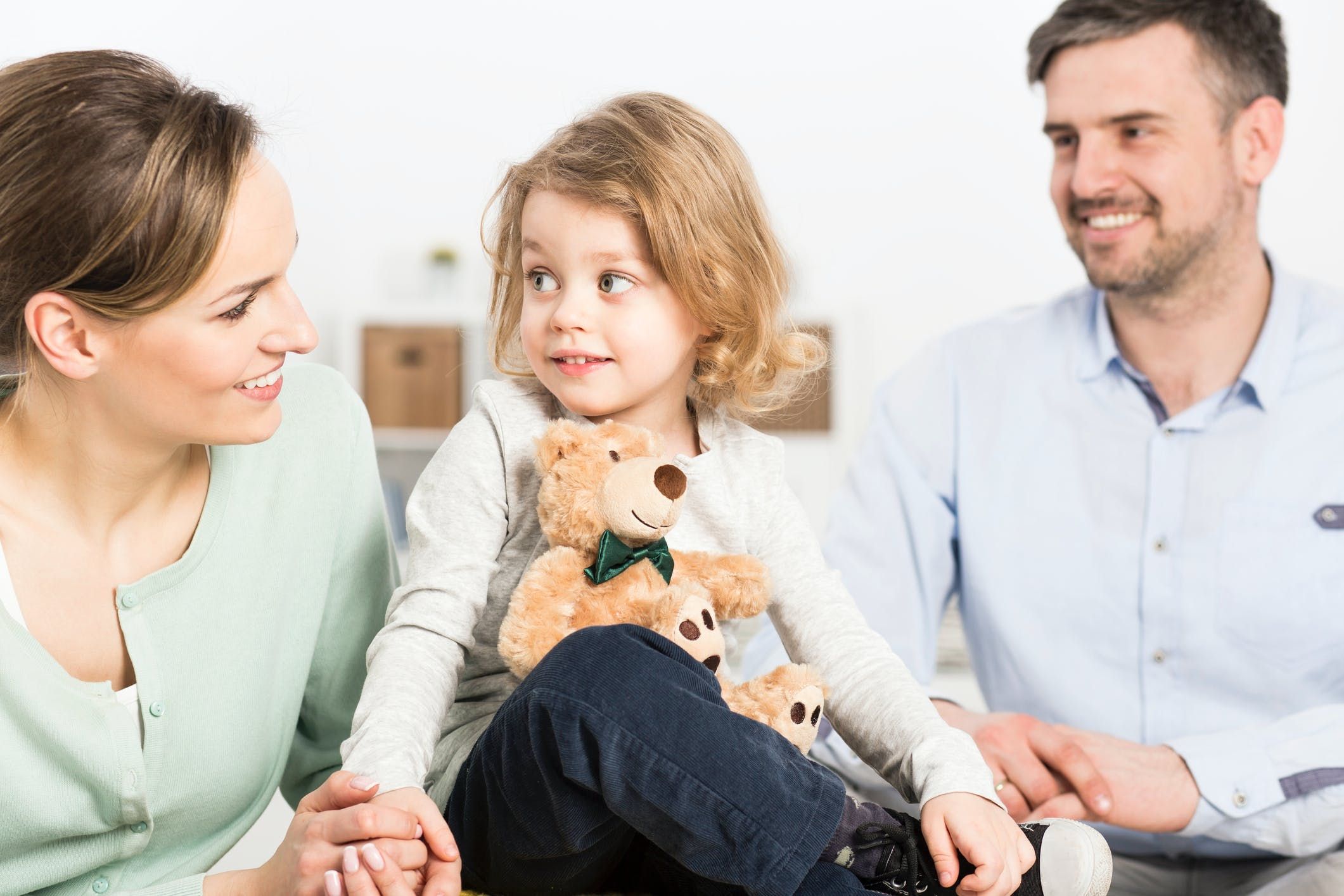 Как родителям построить здоровые отношения с ребенком