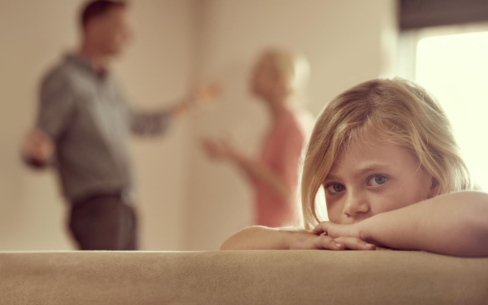 Почему родителям нельзя ссориться при ребенке