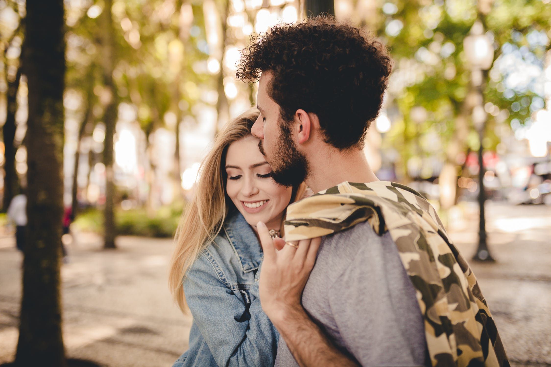 5 типів близькості, які розвивають здорові та міцні стосунки