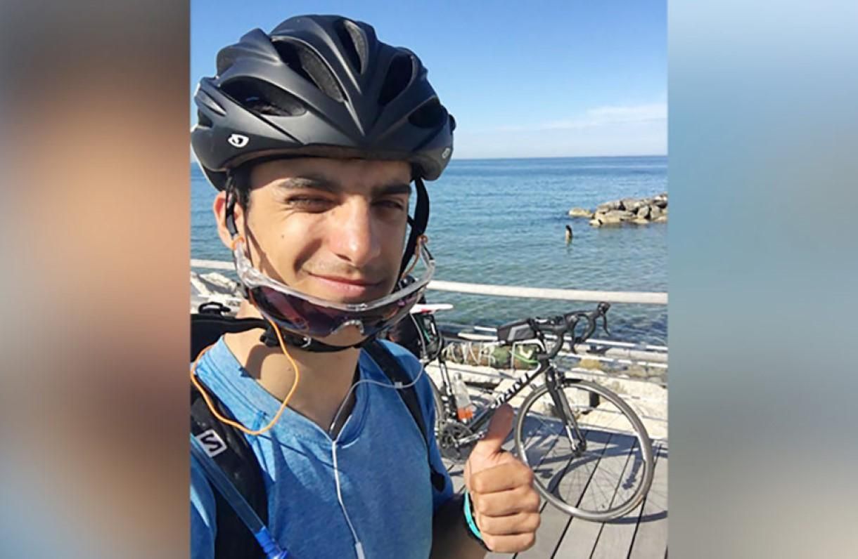 Студент ехал на велосипеде домой тысячи километров Студент ехал на велосипеде домой тысячи километров