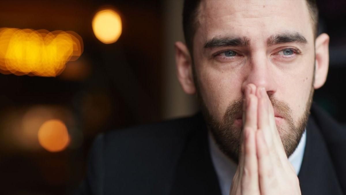 Американец, считавший пандемию выдумкой, потерял жену из-за COVID-19 Американец, считавший пандемию выдумкой, потерял жену из-за COVID-19