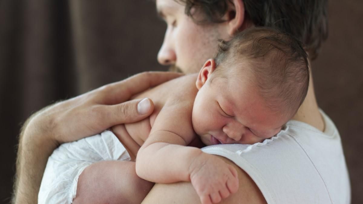 Послеродовая депрессия у мужчин: симптомы и методы преодоления Послеродовая депрессия у мужчин: симптомы и методы преодоления