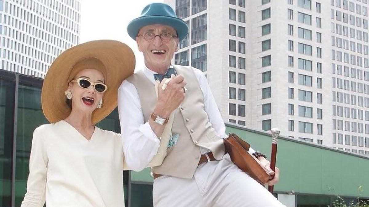 Пара пенсіонерів стала зірками мережі завдяки неймовірно стильним вбранням: фото