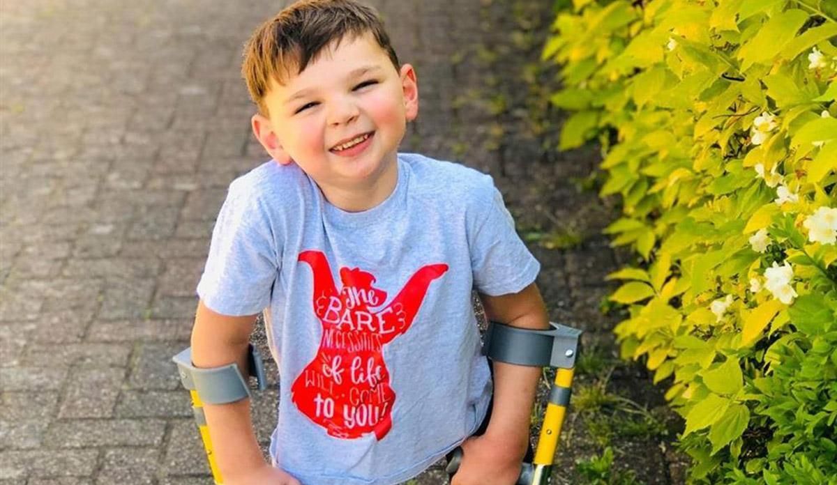 Тоні Хаджелл зібрав гроші для медиків: зворушлива історія Тоні Хаджелл зібрав гроші для медиків: зворушлива історія