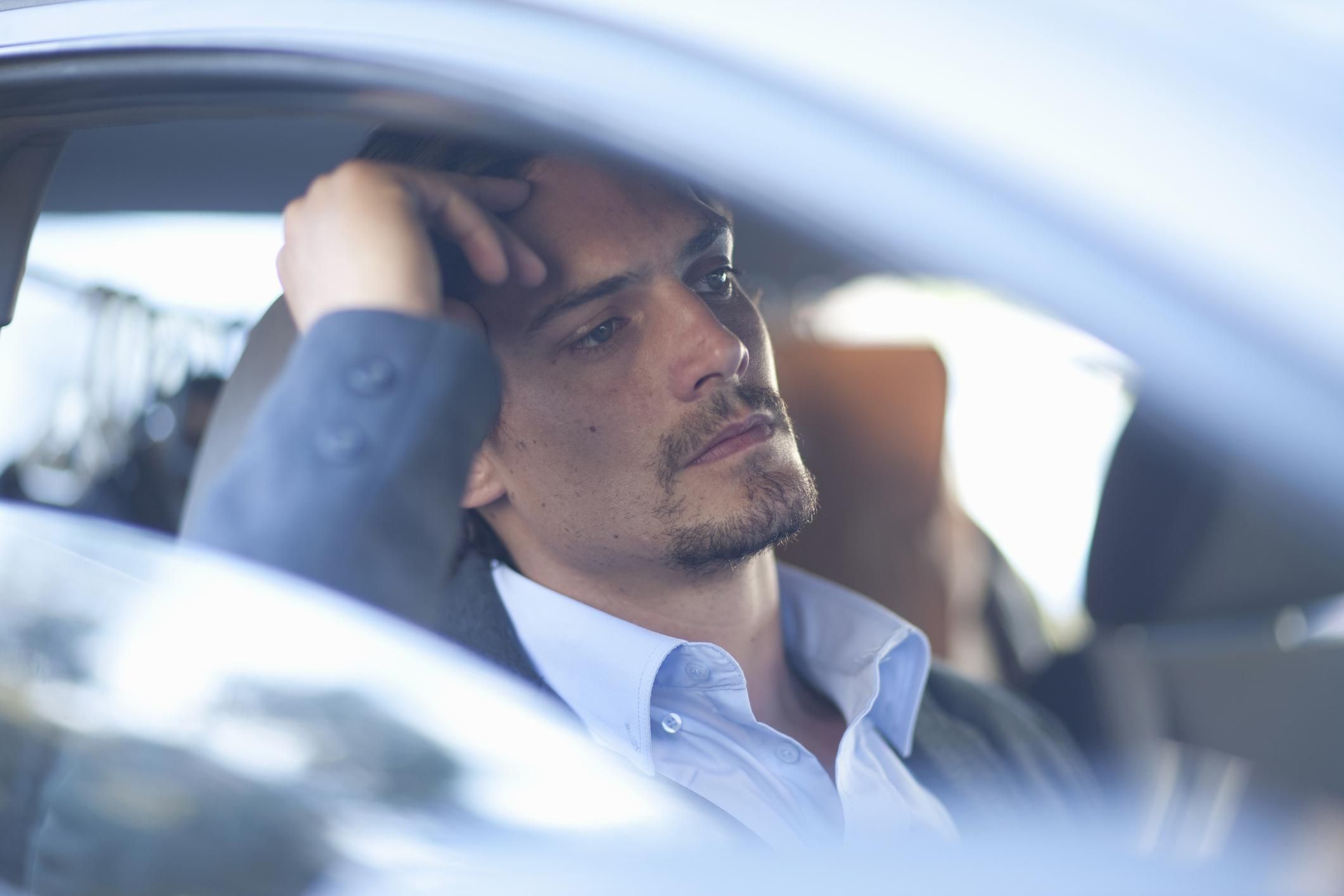 Хлопець боїться серйозних стосунків: які важливі ознаки Хлопець боїться серйозних стосунків: які важливі ознаки