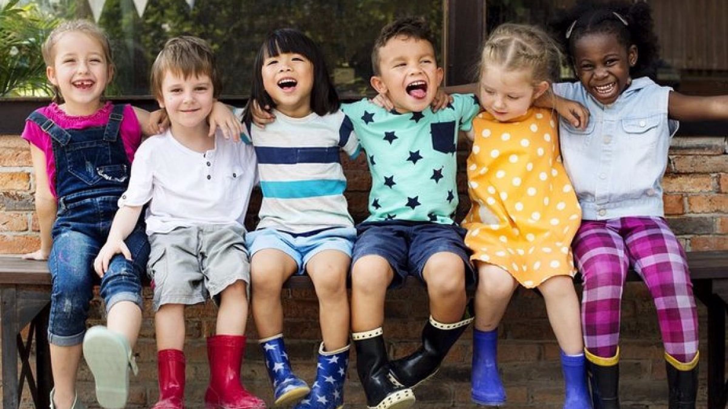 Дискримінація та расизм: як та навіщо говорити про це з дітьми Дискримінація та расизм: як та навіщо говорити про це з дітьми