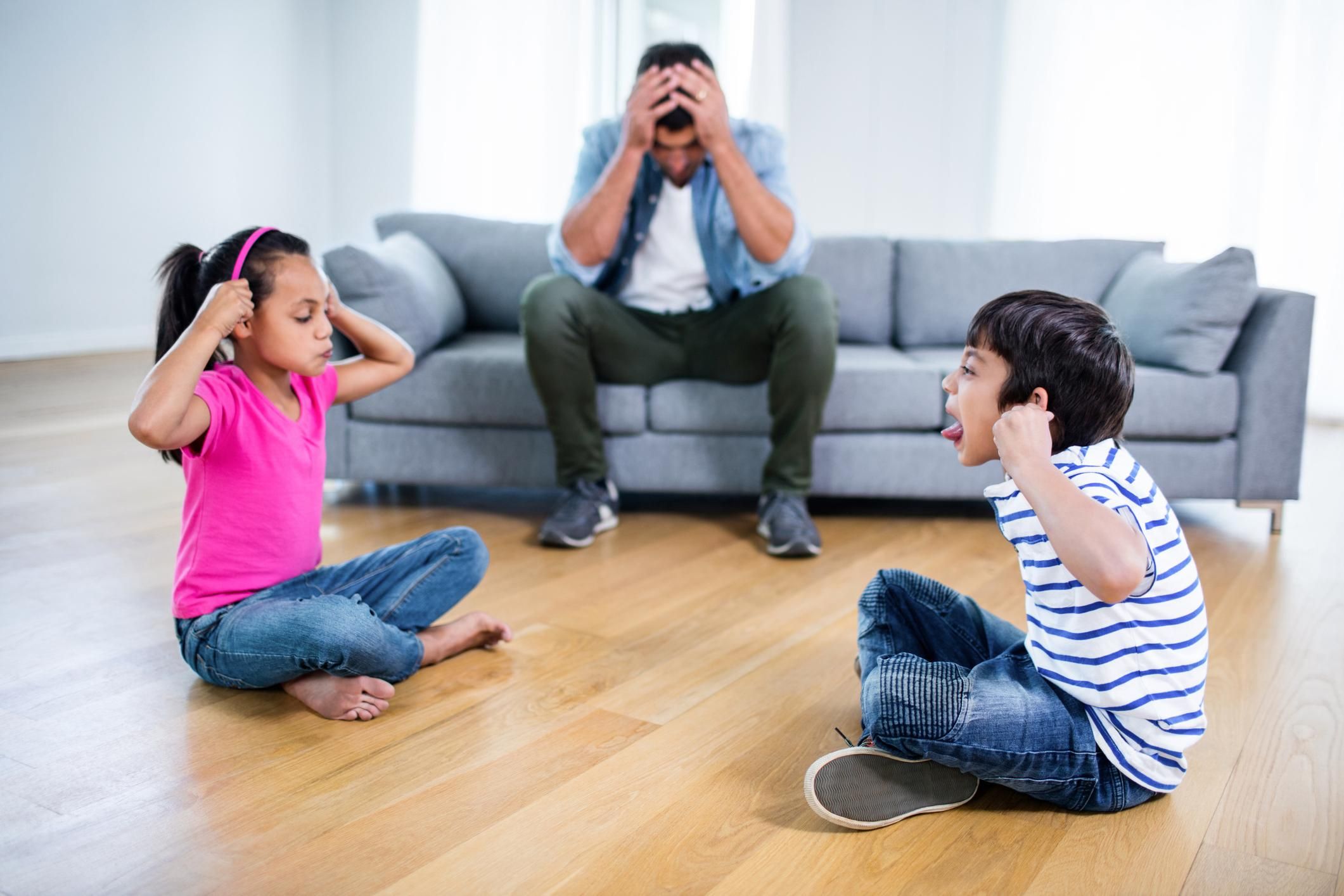 Ссоры между братьями и сестрами: что делать родителям