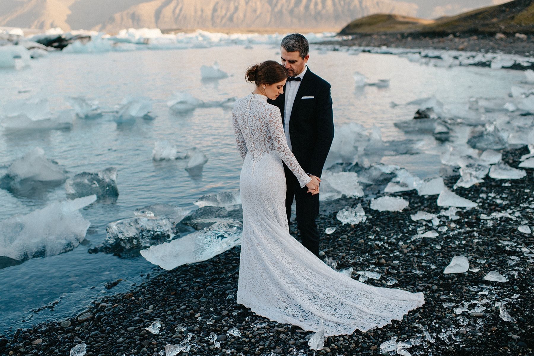 Что необходимо обсудить с партнером перед свадьбой: 3 важные темы Что необходимо обсудить с партнером перед свадьбой: 3 важные темы