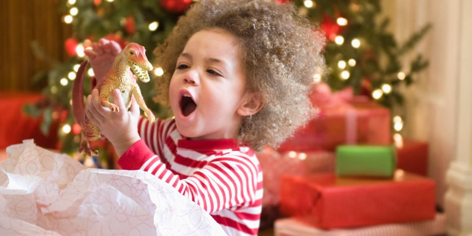 Як вибрати правильний подарунок для дитини: 7 помилок батьків