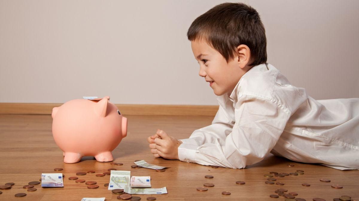 Як навчити дитину розпоряджатися грошима: ігрові вправи
