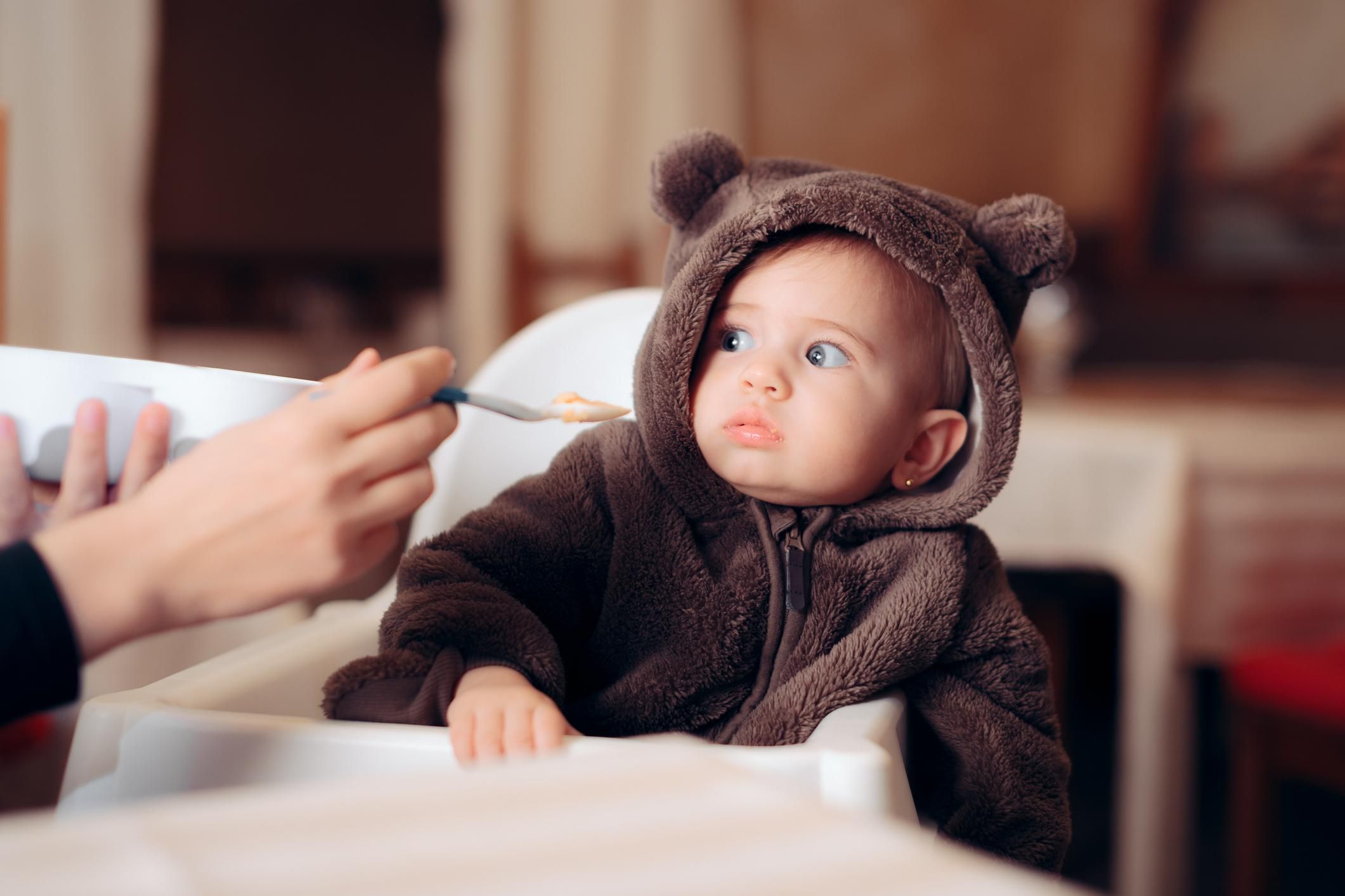 Питание до 3 лет: какую пищу нельзя давать ребенку