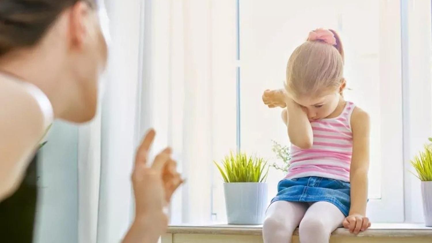 Що не можна робити у процесі виховання дитини: 5 важливих заборон