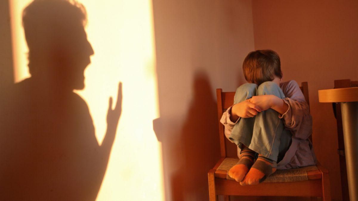 Руйнівні моделі поведінки батьків: як не зашкодити дитині