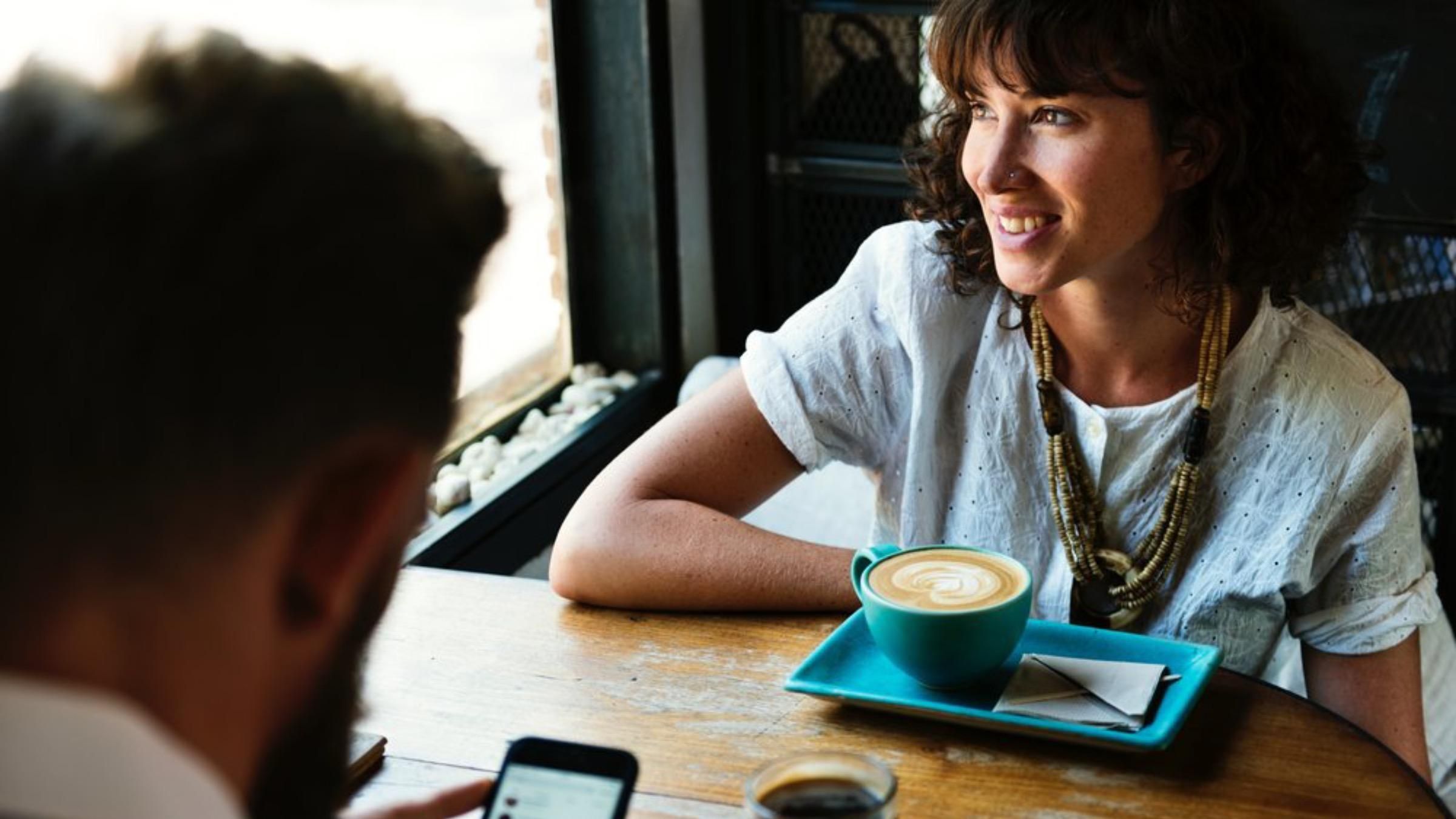 Помилки першого побачення: 5 вчинків, які можуть зіпсувати зустріч Помилки першого побачення: 5 вчинків, які можуть зіпсувати зустріч