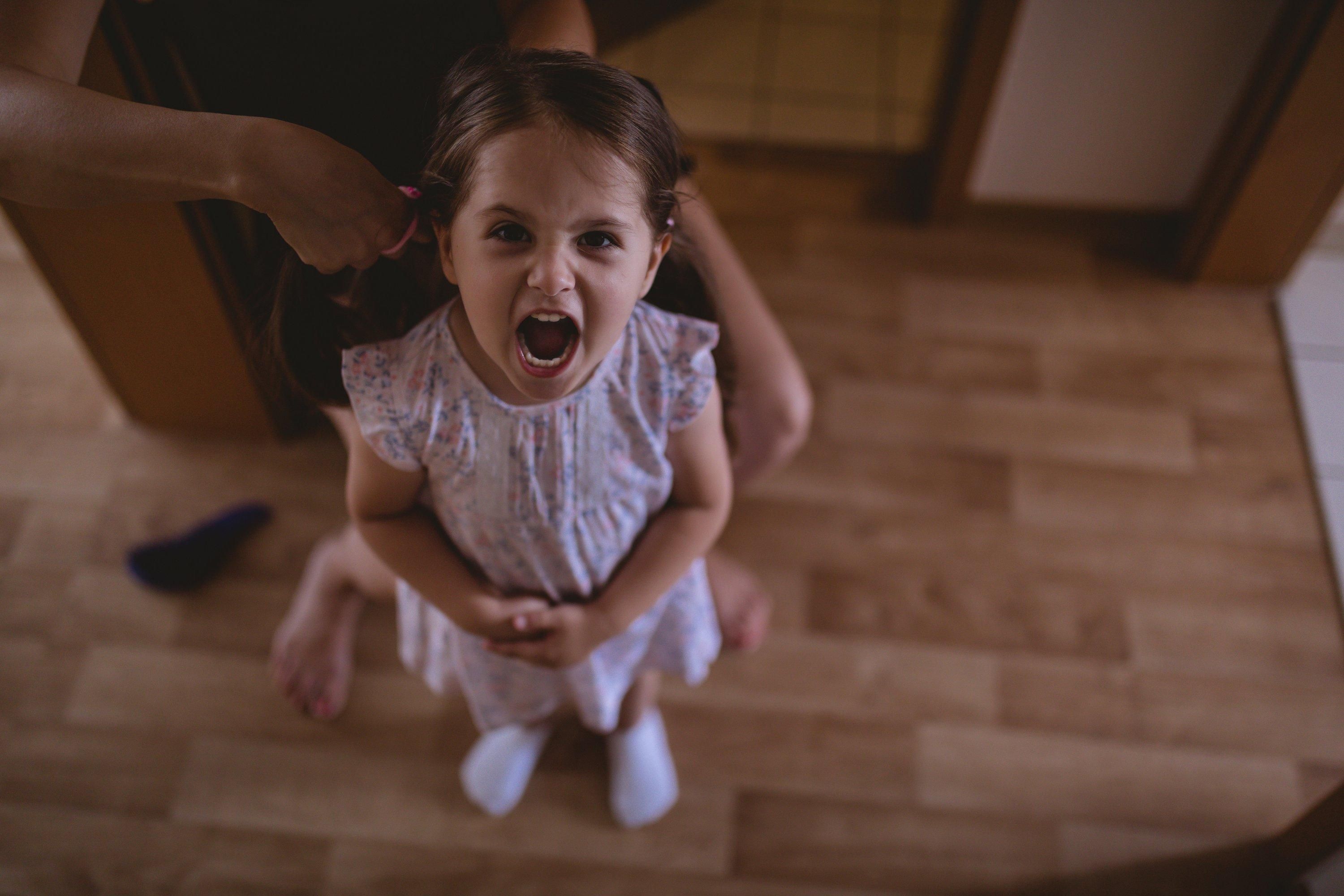 Чому у дитини виникає агресивна поведінка: як проявляється