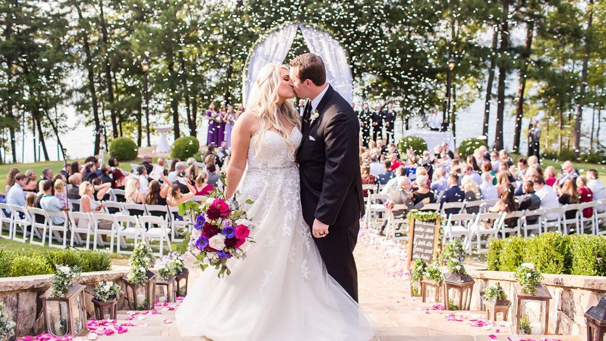 Как зарегистрировать брак с иностранцем: объяснение Минюста Как зарегистрировать брак с иностранцем: объяснение Минюста