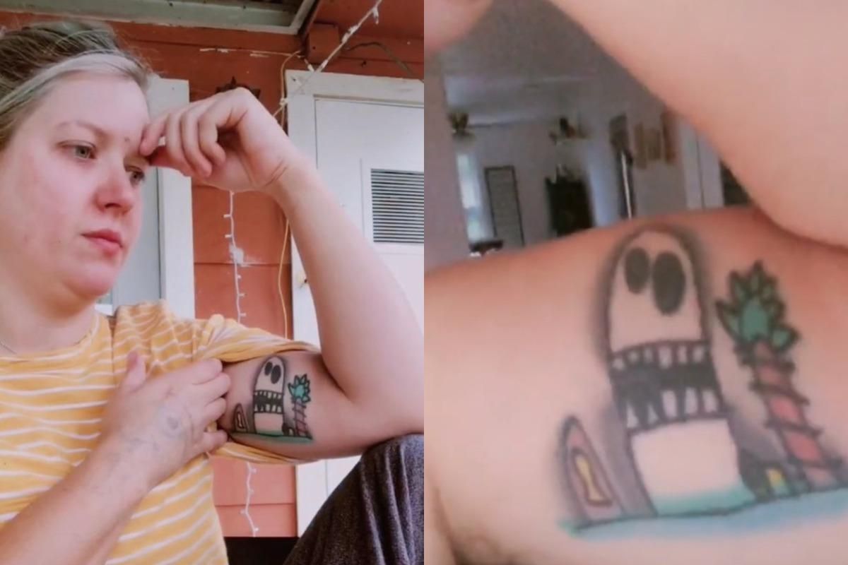 Мама хотіла набити тату з малюнком сина, але взяла не ту ілюстрацію Мама хотіла набити тату з малюнком сина, але взяла не ту ілюстрацію