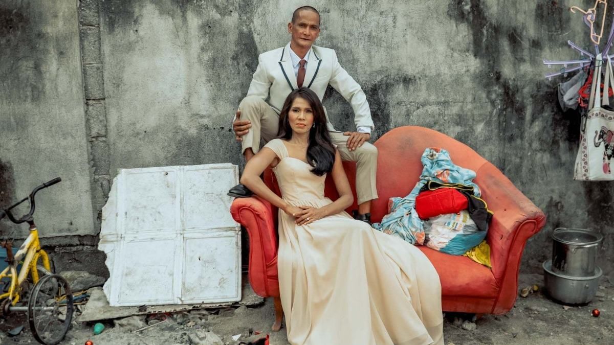 Мужчина организовал и оплатил бездомным церемонию: фото Мужчина организовал и оплатил бездомным церемонию: фото