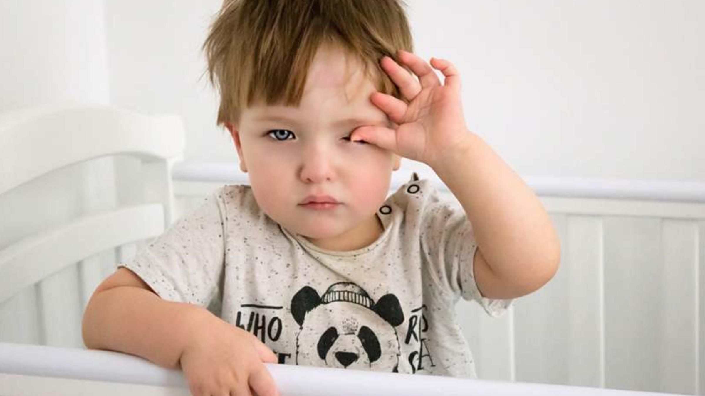 Як розбудити зранку дитину: дієві методи без сліз та істерик