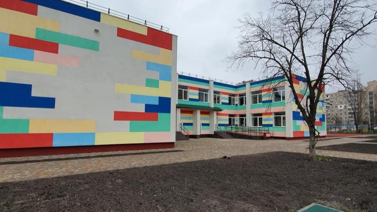 В Киеве на Оболони впечатляюще обновили детский сад - фото