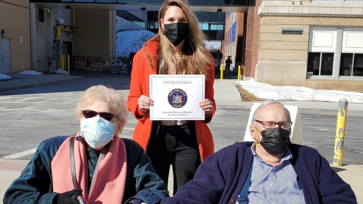 Весілля у 90 років: як пандемія могла зірвати одруження пари Весілля у 90 років: як пандемія могла зірвати одруження пари