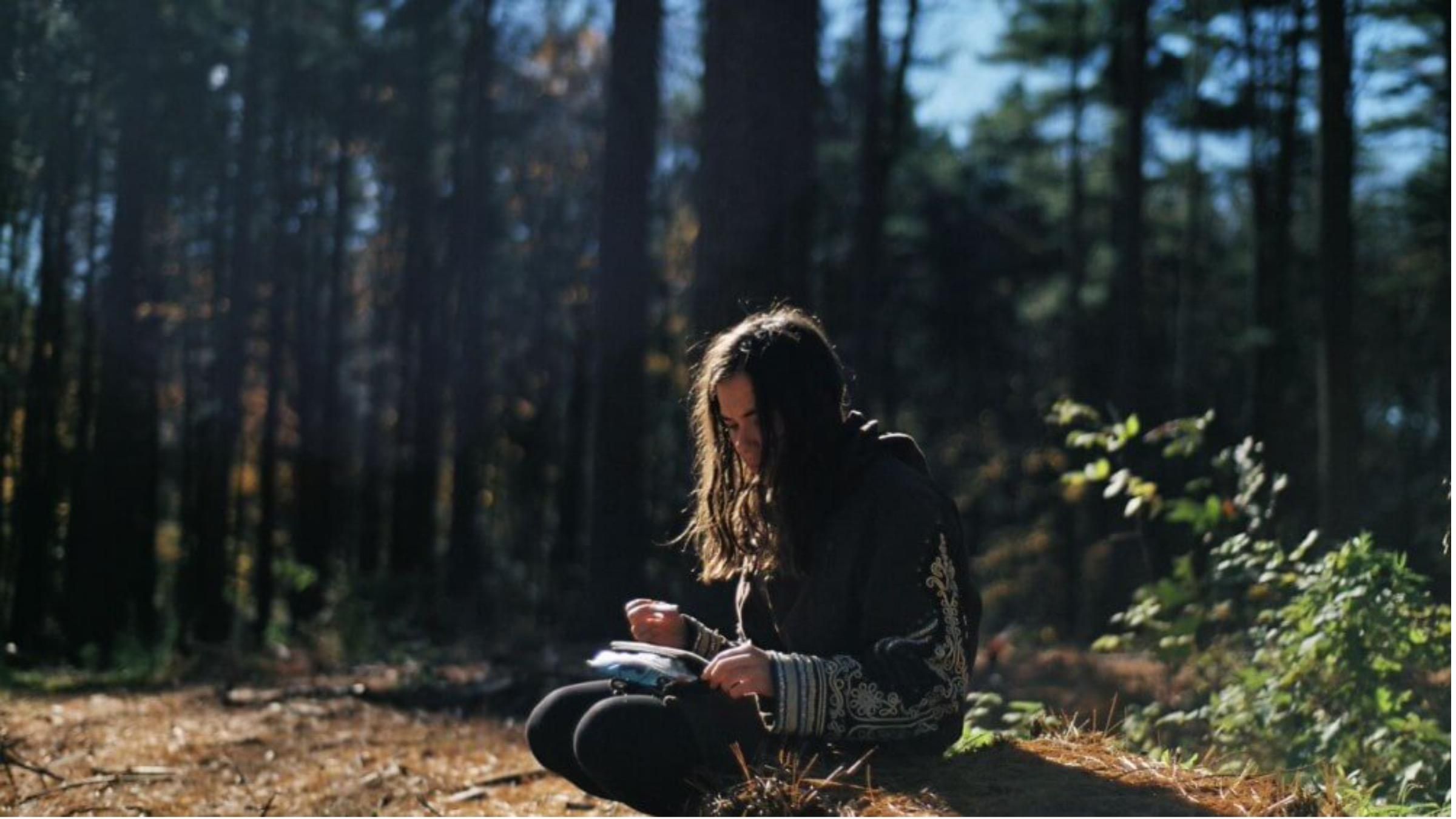 Родители оставили 13-летнюю дочь на необитаемом острове Родители оставили 13-летнюю дочь на необитаемом острове