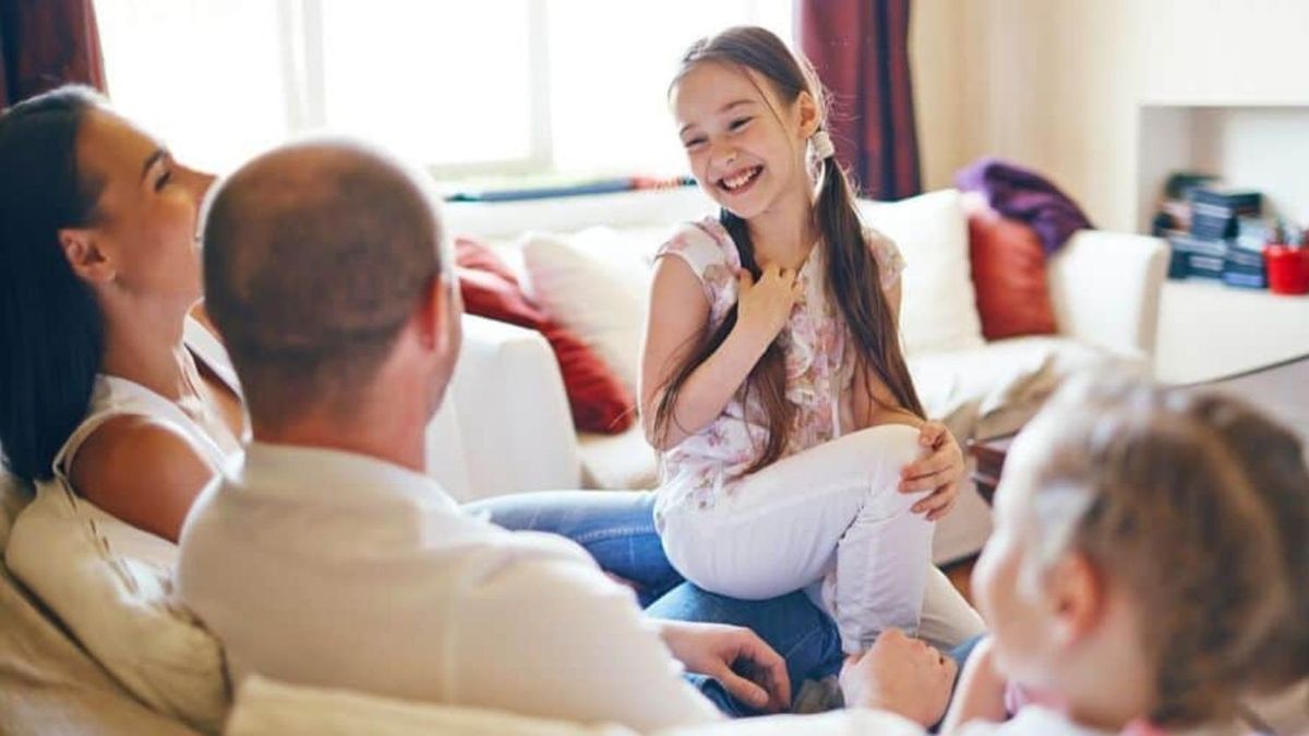 Які дії батьків можуть зіпсувати стосунки з дітьми: 5 поширених помилок - Сімʼя