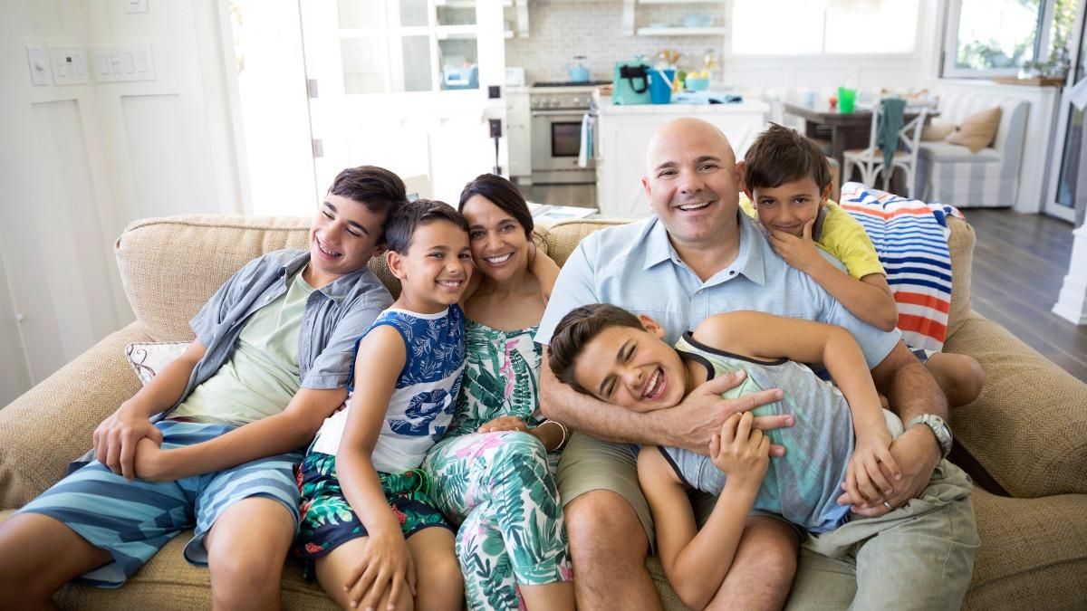 Шкідлива допомога: які проблеми батьки не повинні розв'язувати замість дитини - Сімʼя Шкідлива допомога: які проблеми батьки не повинні розв'язувати замість дитини - Сімʼя